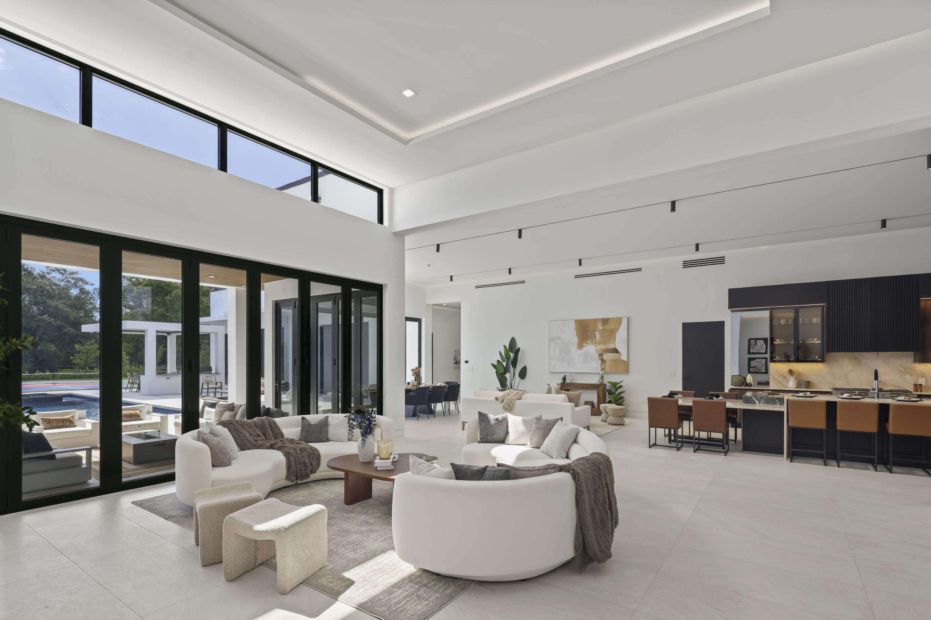 PINE TREE ESTATES - Residential