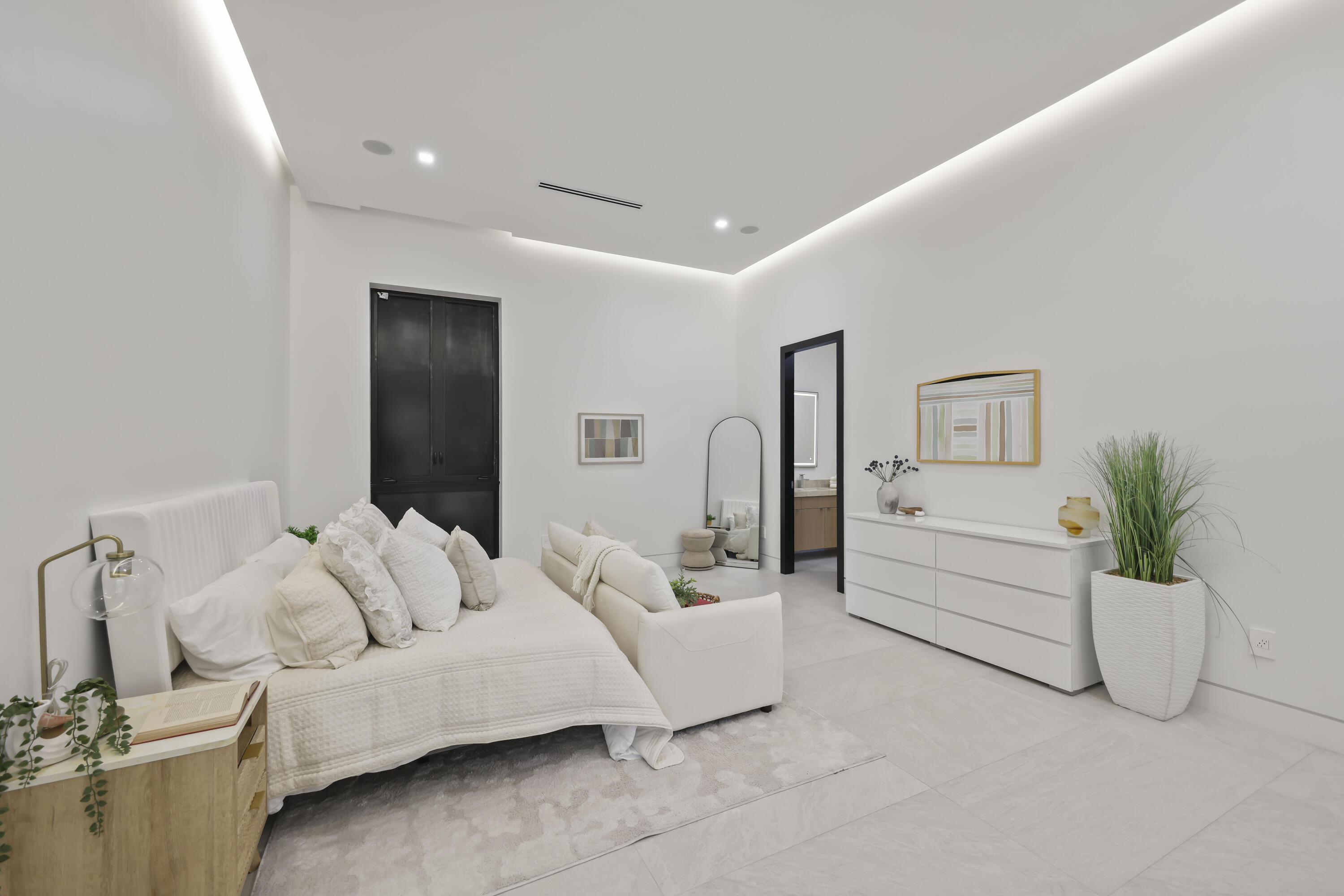 PINE TREE ESTATES - Residential