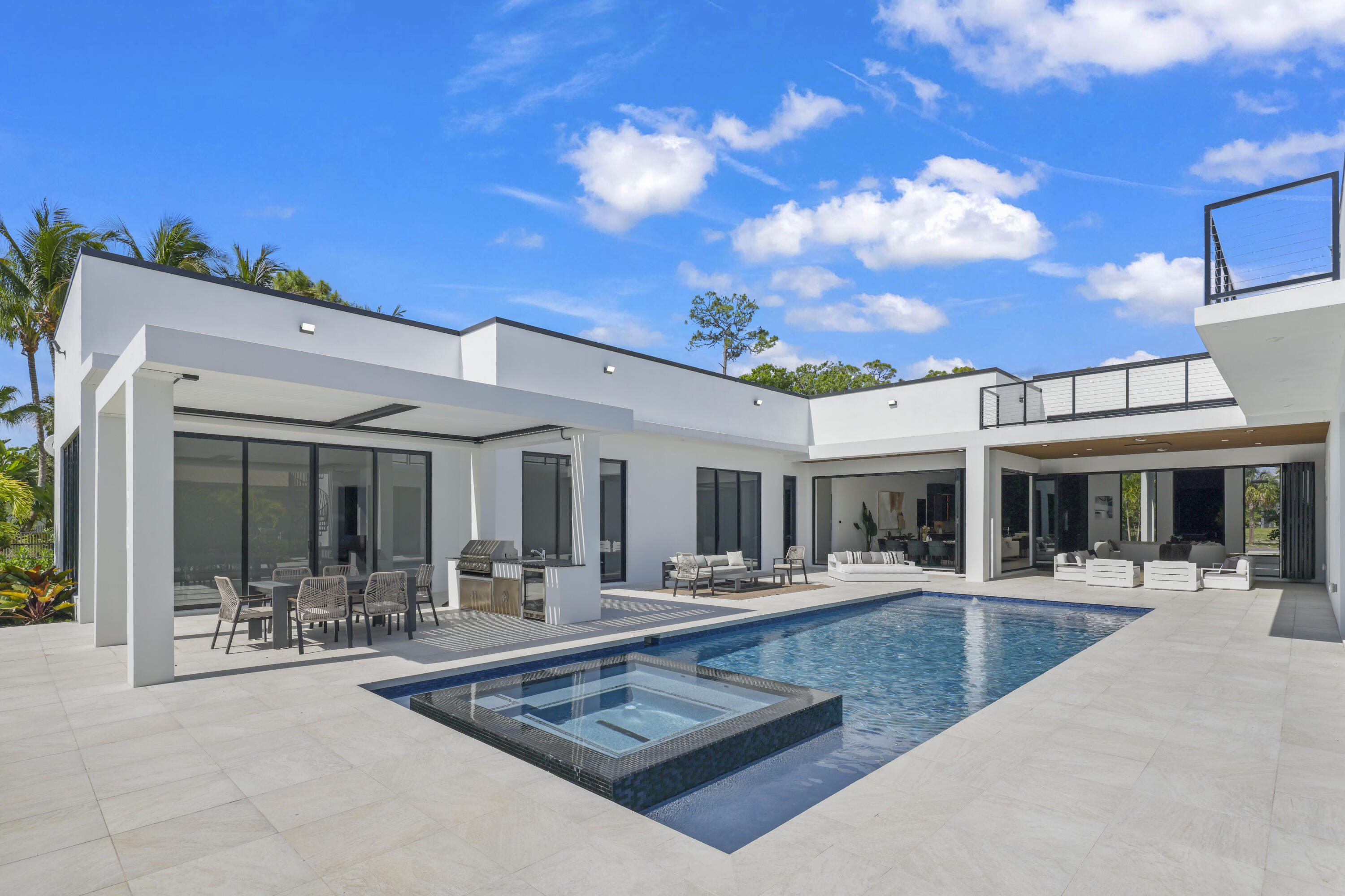 PINE TREE ESTATES - Residential