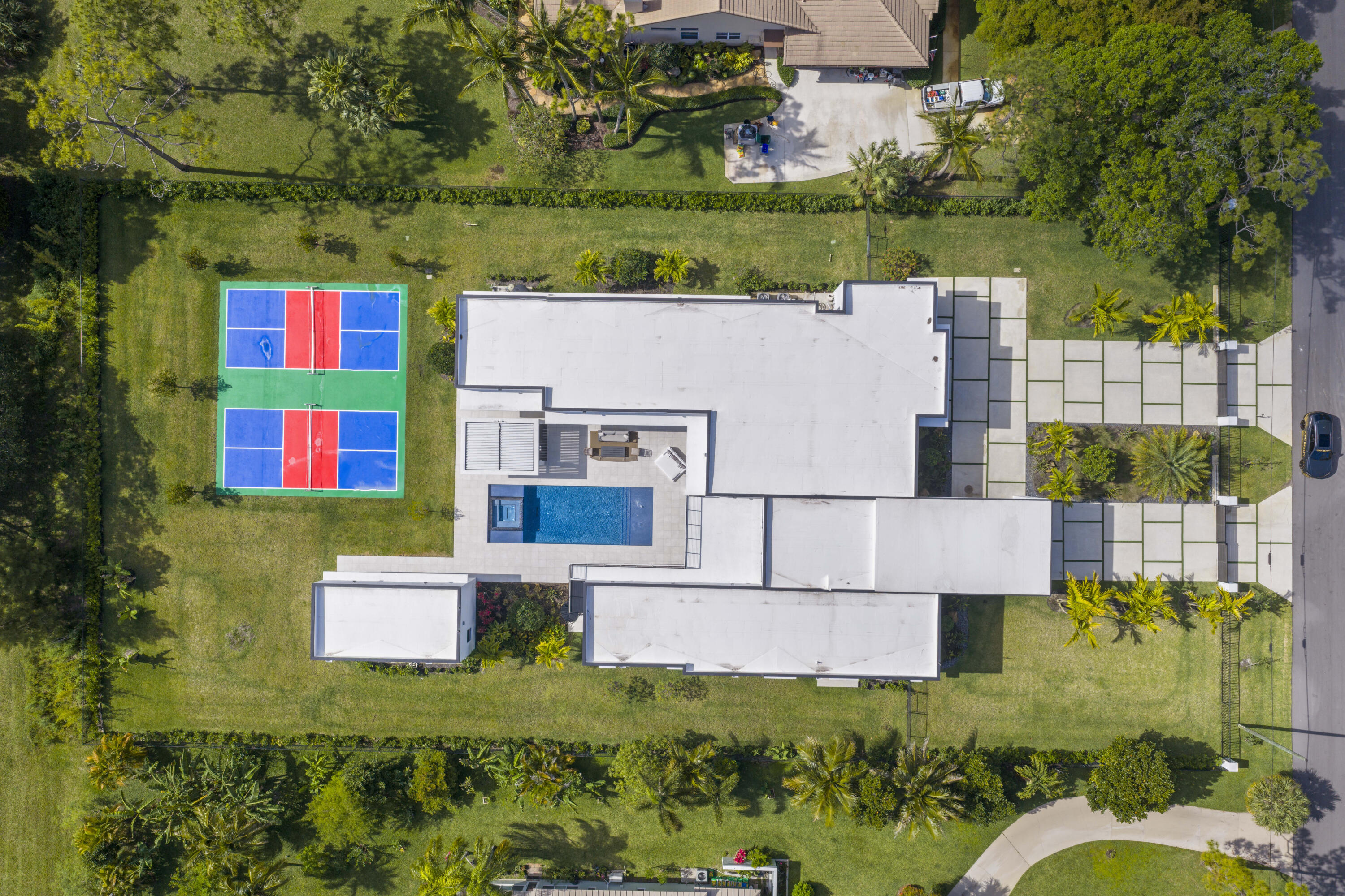 PINE TREE ESTATES - Residential