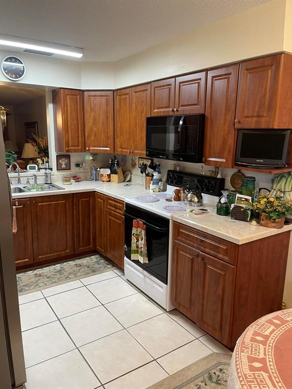 INDIAN PINES VILLAGE - Residential