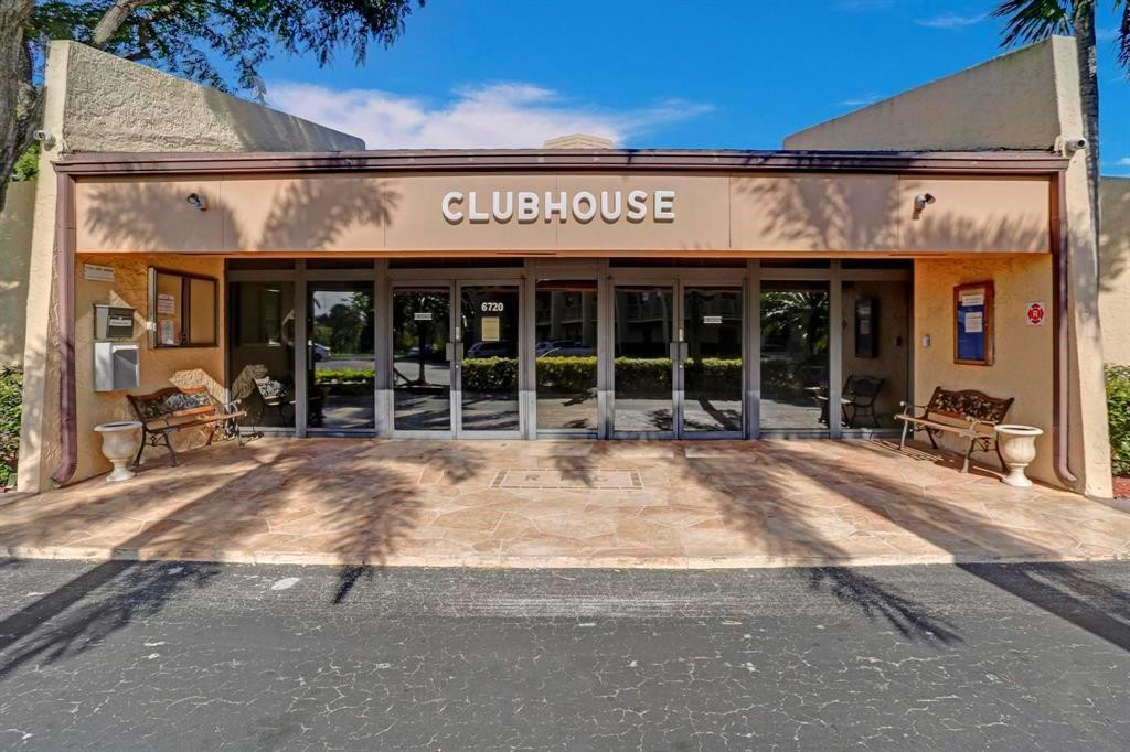 ROYAL PARK GARDENS - Residential