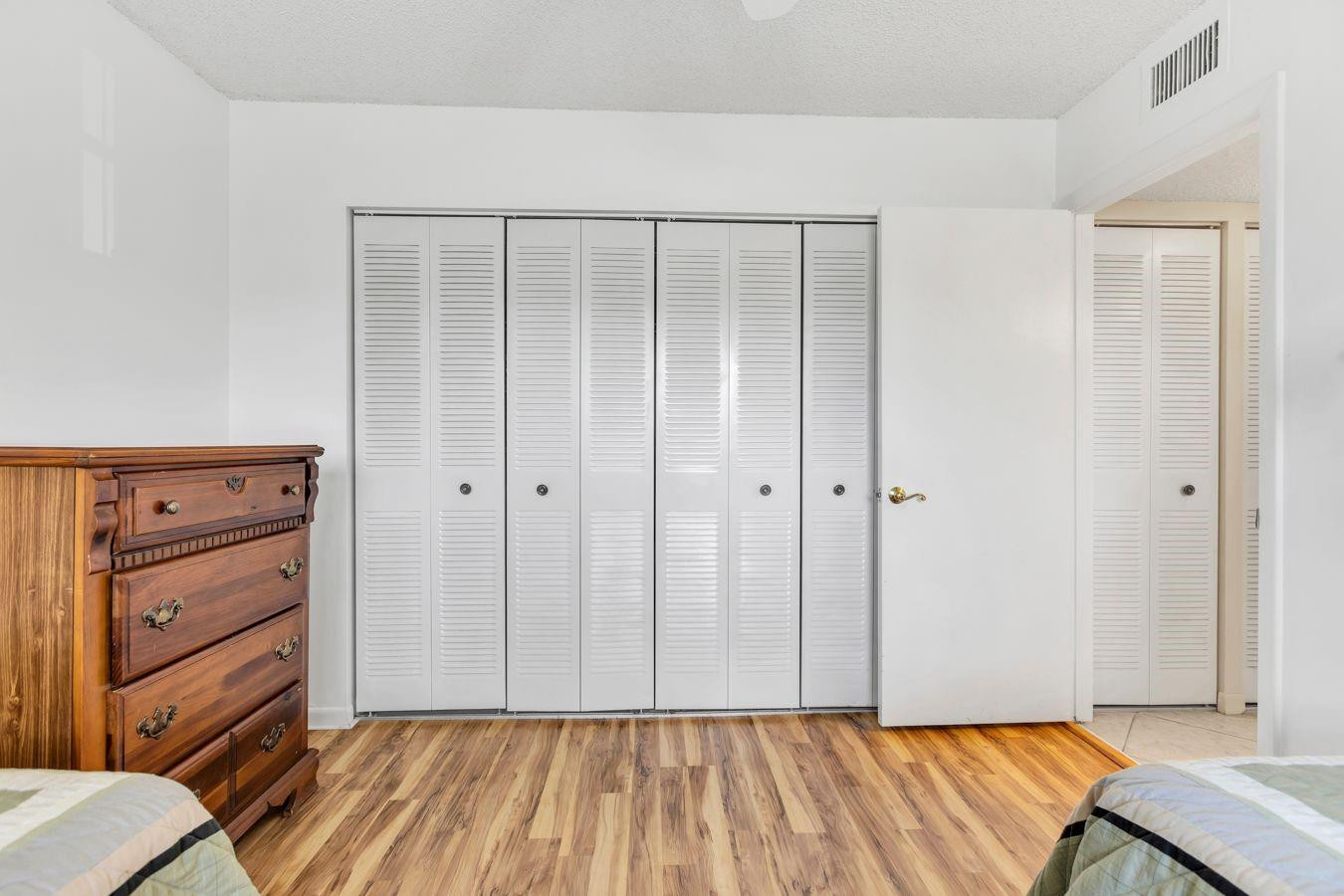 ROYAL PARK GARDENS - Residential