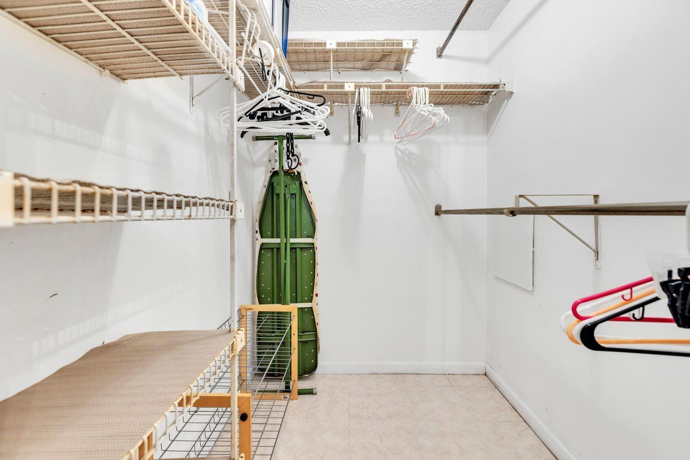 ROYAL PARK GARDENS - Residential