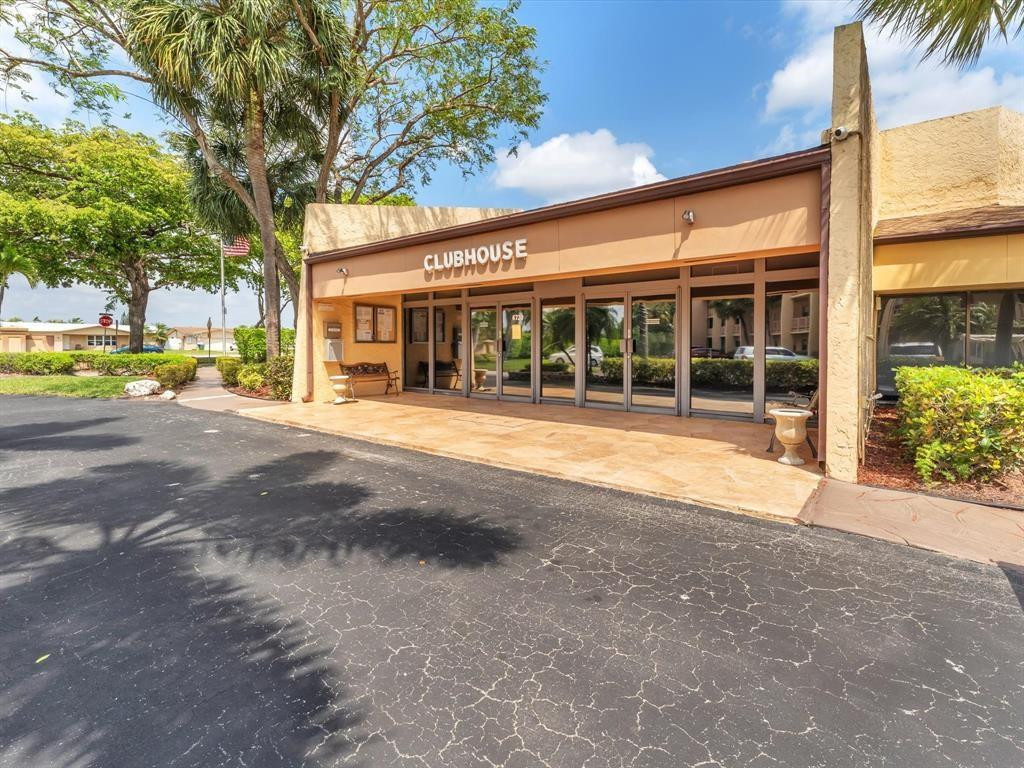 ROYAL PARK GARDENS - Residential