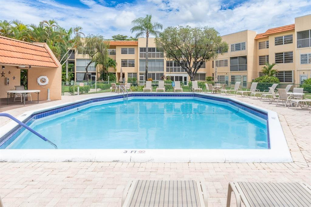 ROYAL PARK GARDENS - Residential