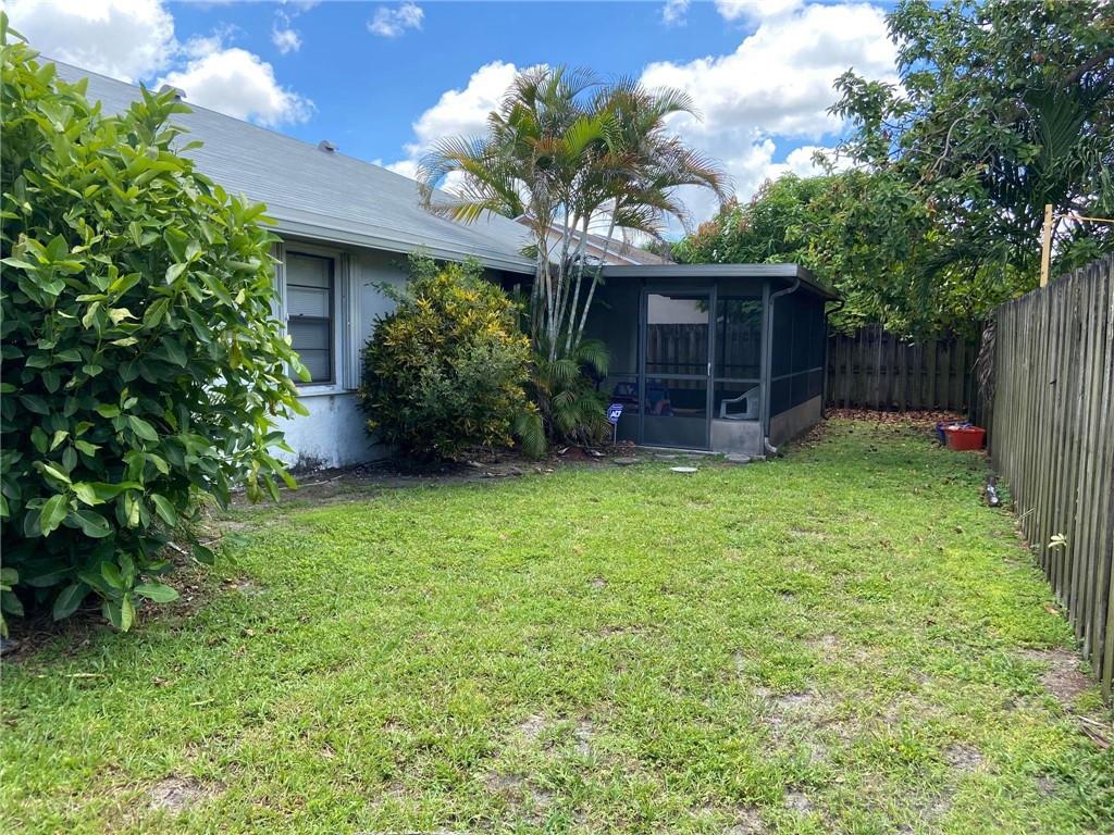 Springtree Lakes 79-12 B - Residential