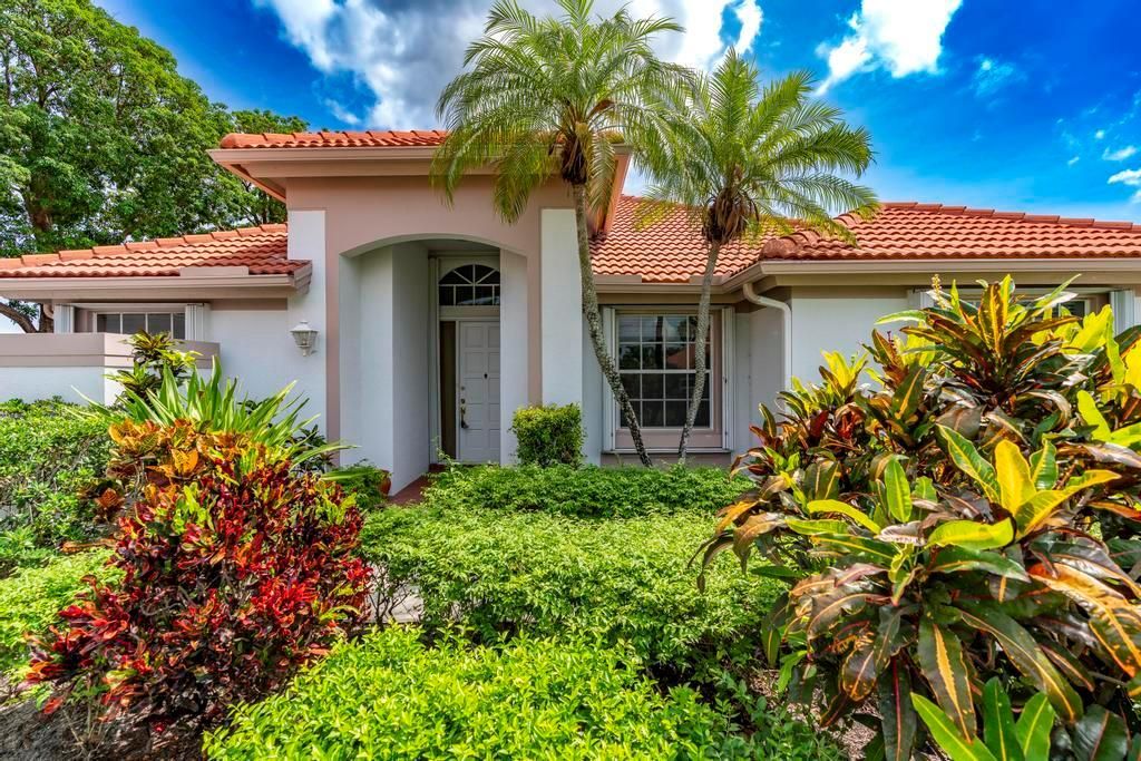 Photo of 256 Eagleton Estates Boulevard, Palm Beach Gardens, FL 33418 (MLS # R11096827)