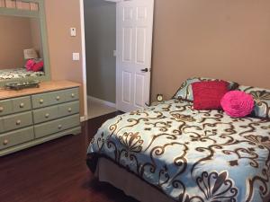 BINKS PRESERVE- - Residential Lease