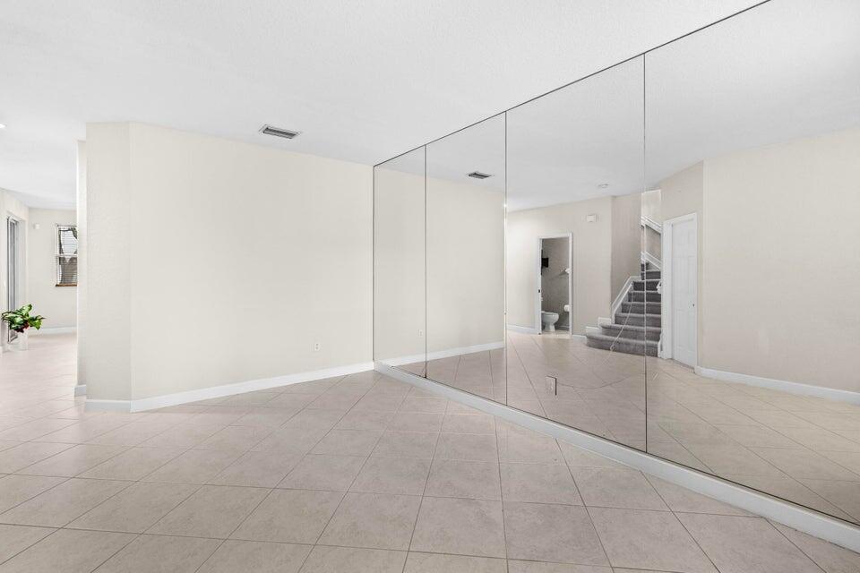 SHOMA VILLAS I AT ROYAL P - Residential Lease