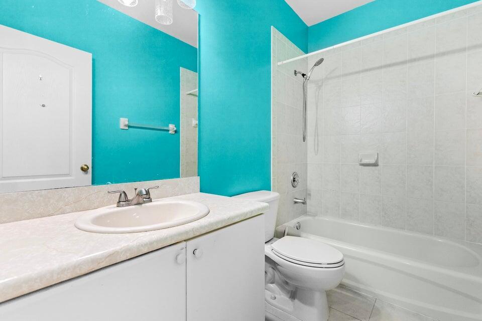 SHOMA VILLAS I AT ROYAL P - Residential Lease