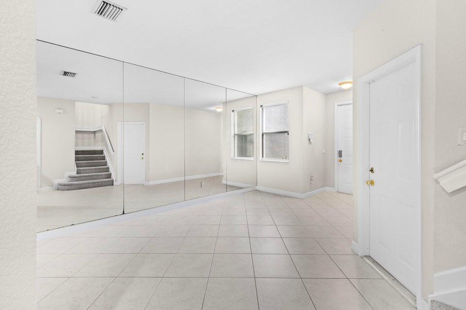 SHOMA VILLAS I AT ROYAL P - Residential Lease