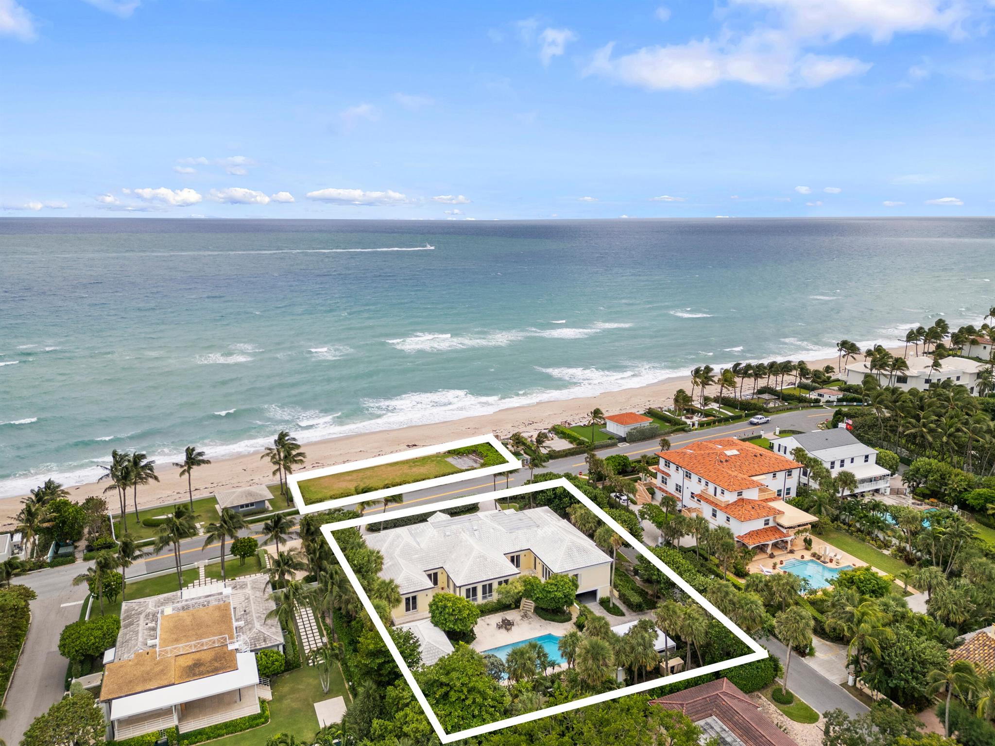 EL ENCANTO - Residential