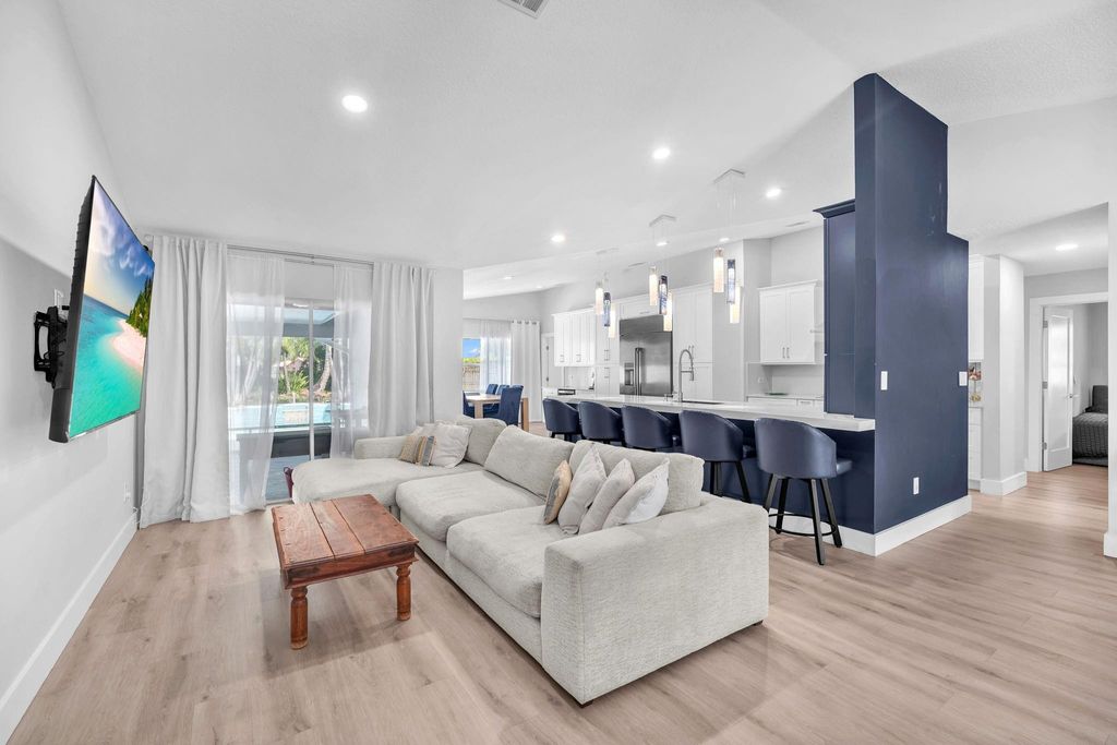 Photo of 10844 Paso Fino Drive, Wellington, FL 33449 (MLS # B26029718)