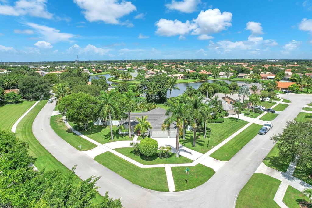 Photo of 10844 Paso Fino Drive, Wellington, FL 33449 (MLS # B26029718)