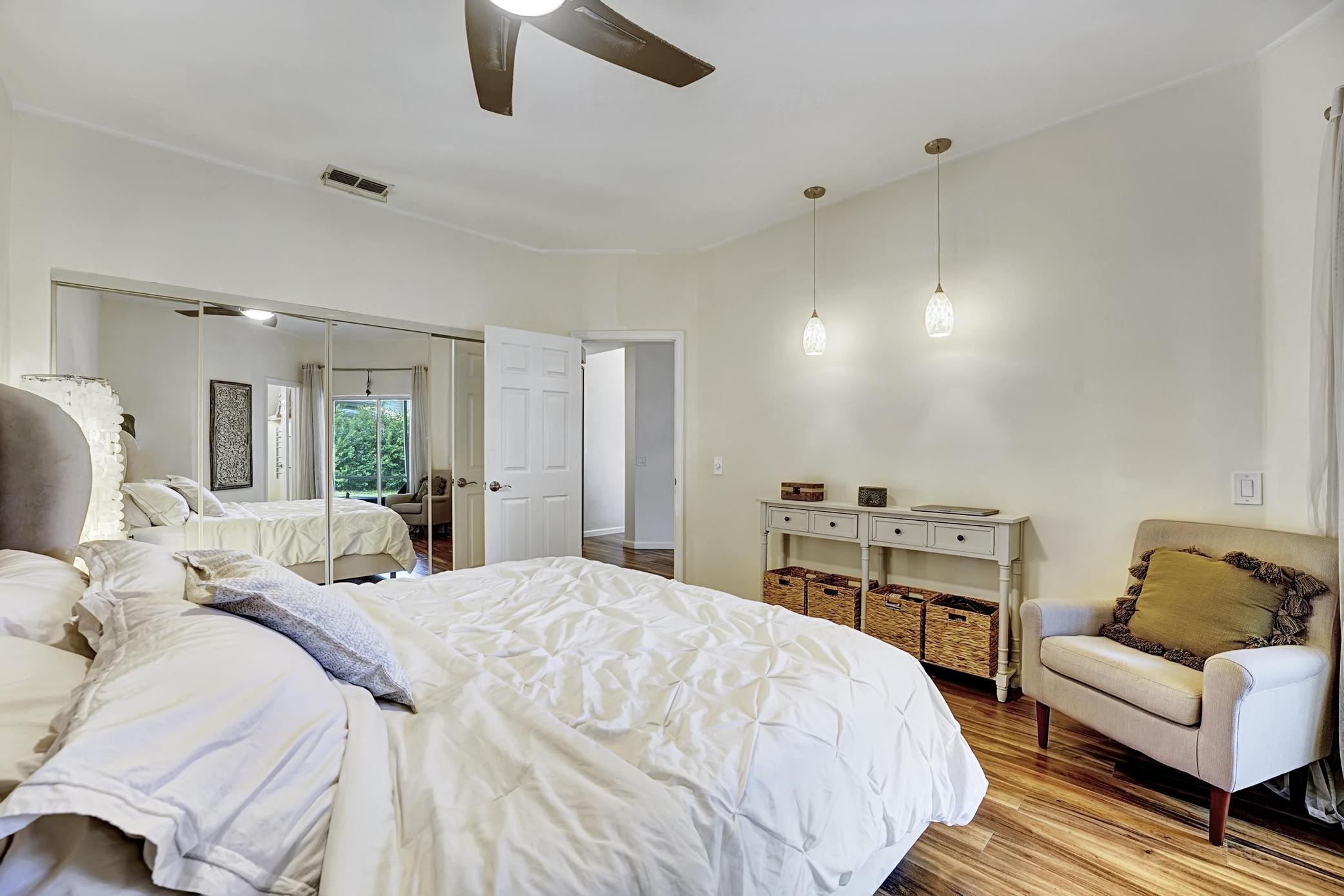 PLUM AT BOCA POINTE CONDOS ONE THRU 15 FILED IN OR - Residential Lease