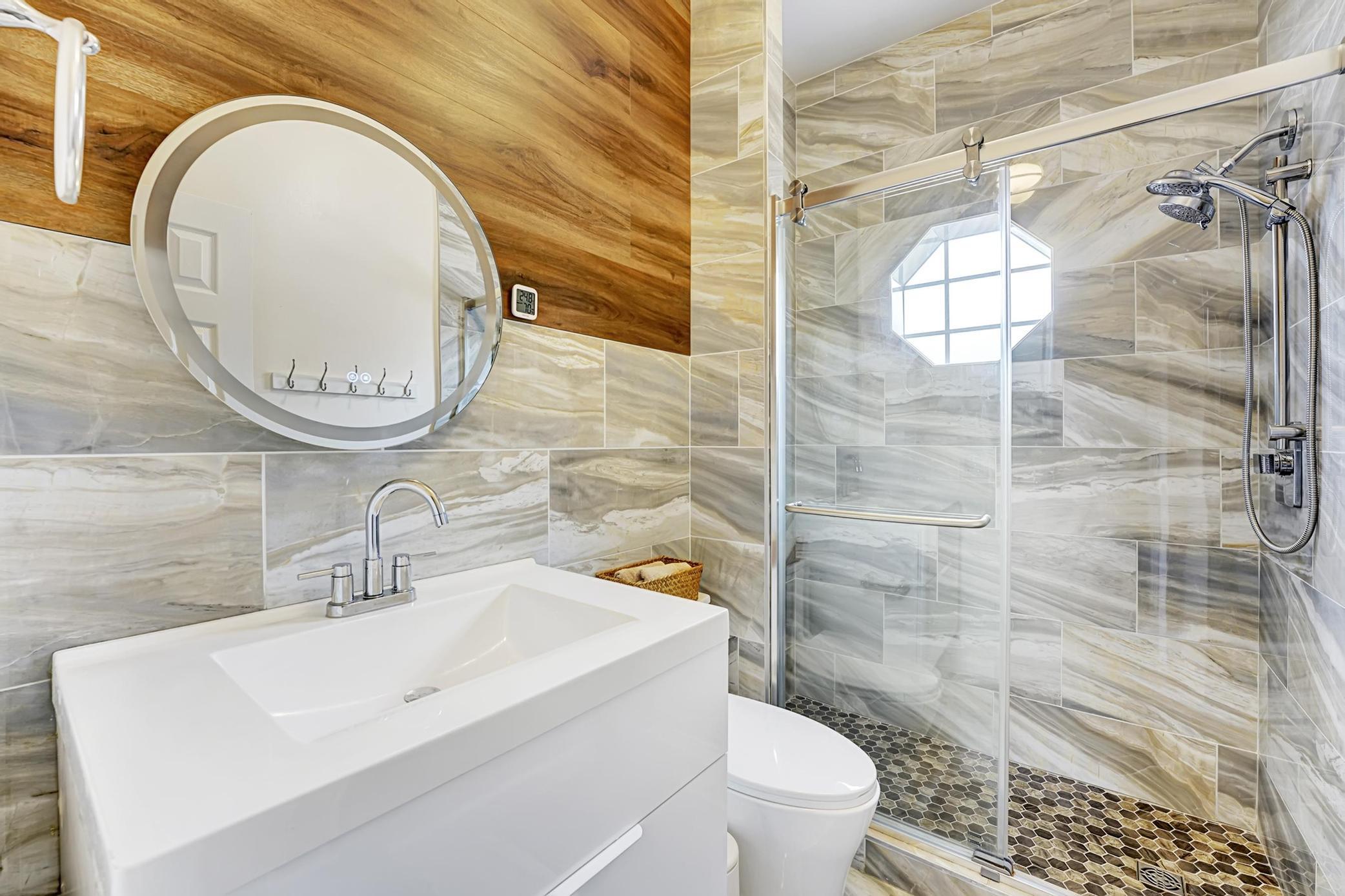 PLUM AT BOCA POINTE CONDOS ONE THRU 15 FILED IN OR - Residential Lease