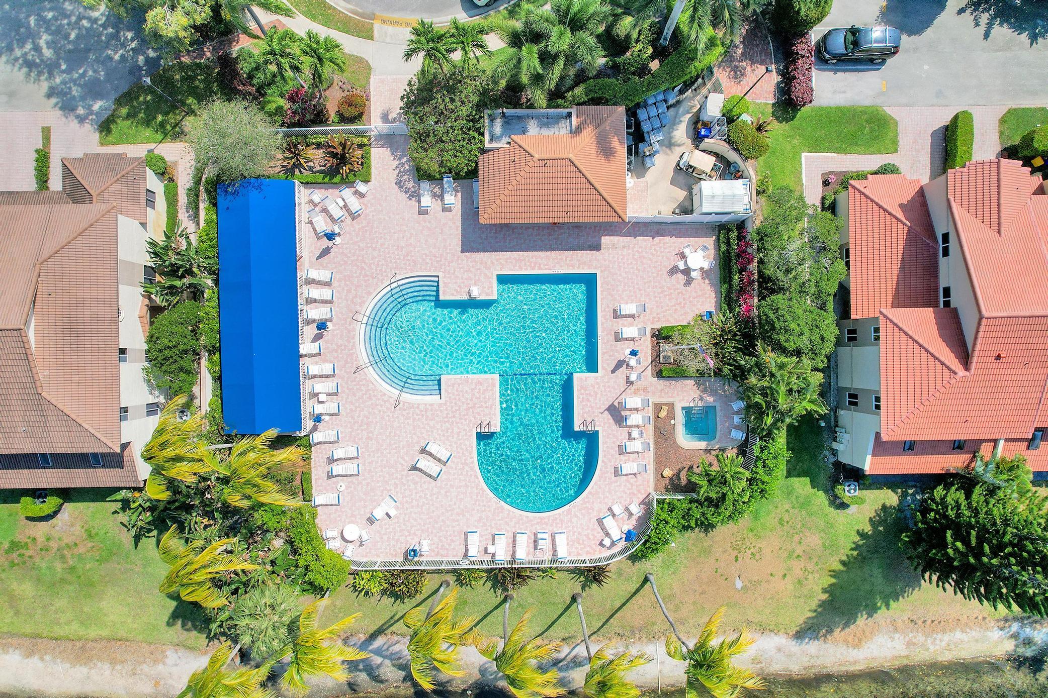 PLUM AT BOCA POINTE CONDOS ONE THRU 15 FILED IN OR - Residential Lease