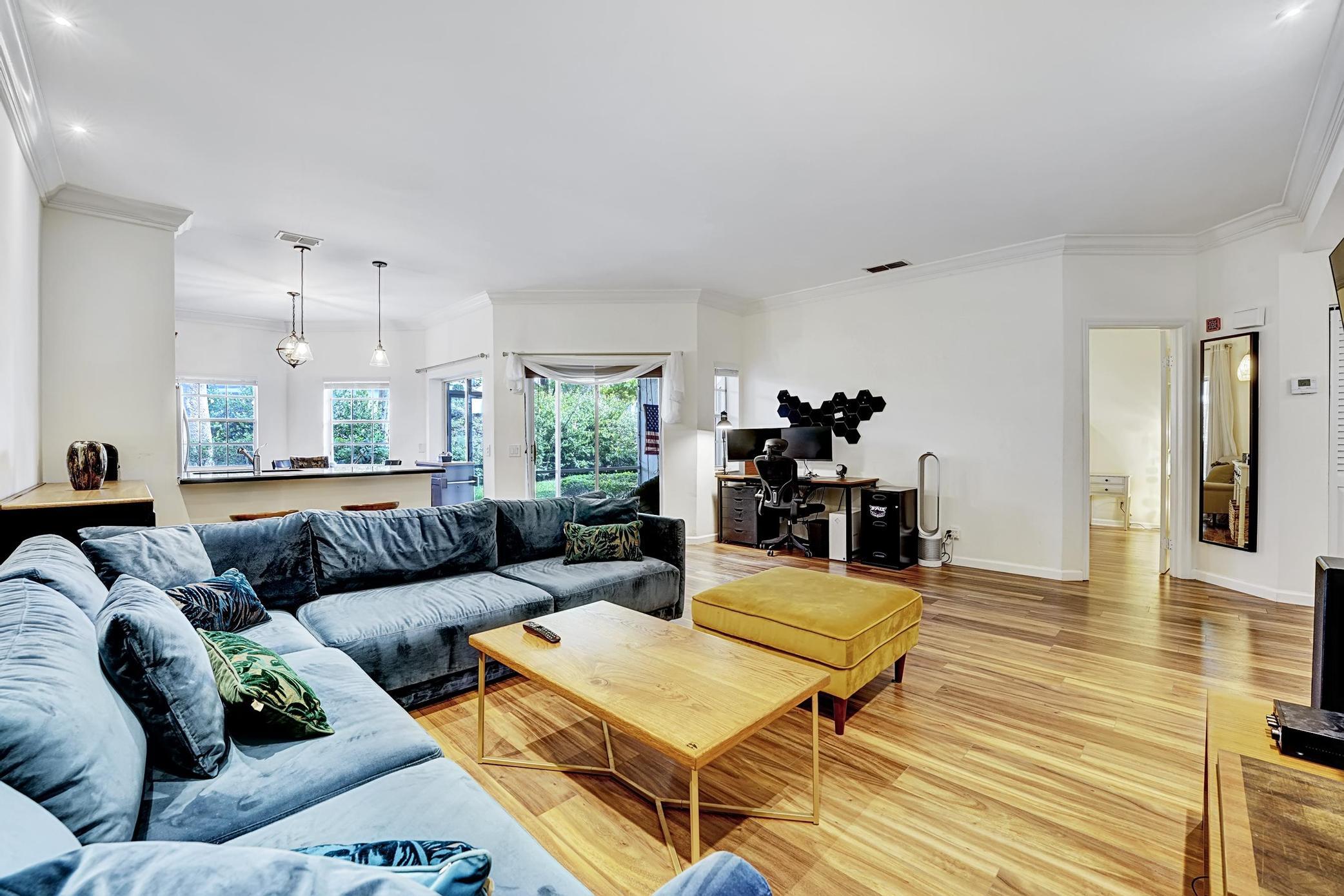 PLUM AT BOCA POINTE CONDOS ONE THRU 15 FILED IN OR - Residential Lease