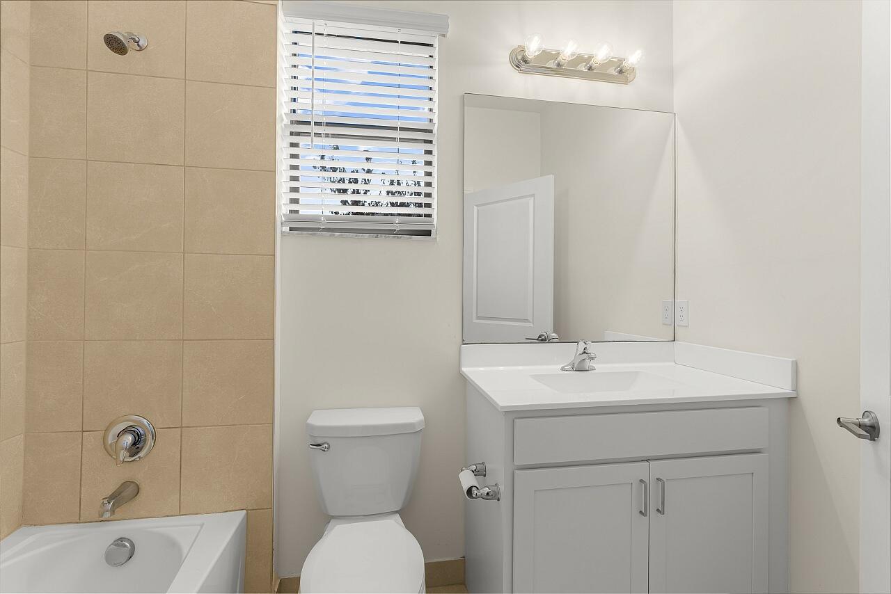 VERONA TRACE SUB & THE VILLAS AT VERONA TRACE - Residential