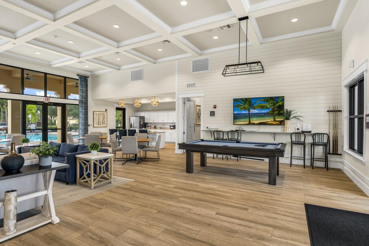 VERONA TRACE SUB & THE VILLAS AT VERONA TRACE - Residential