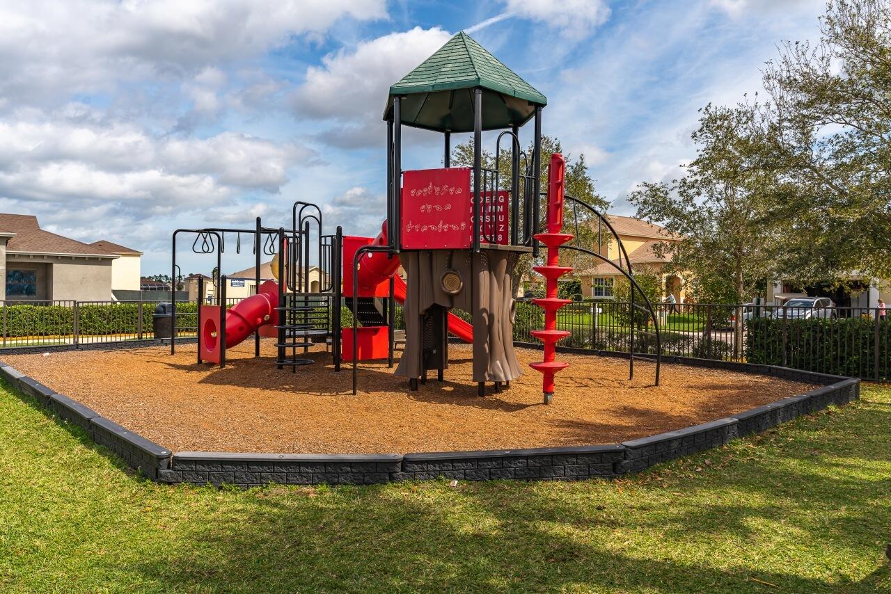 VERONA TRACE SUB & THE VILLAS AT VERONA TRACE - Residential