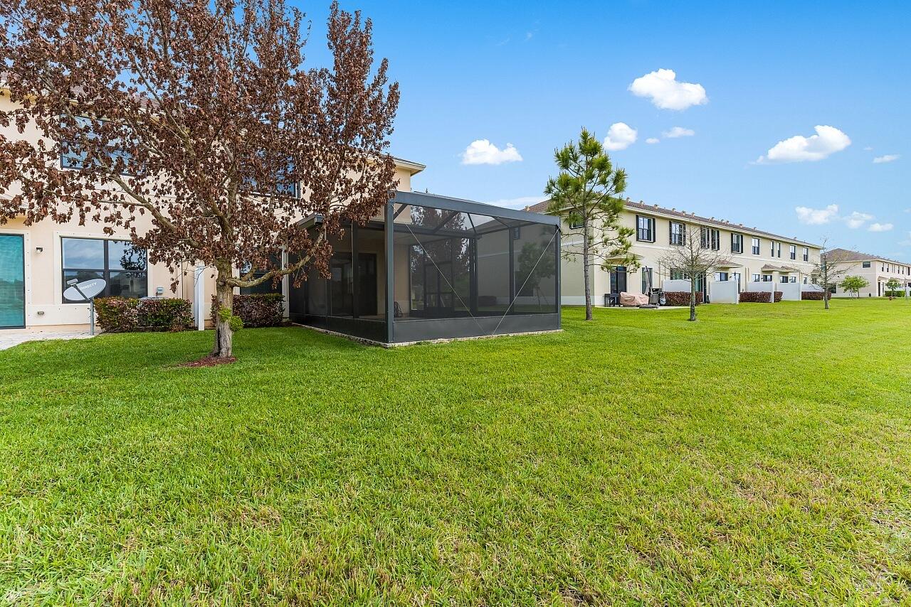 VERONA TRACE SUB & THE VILLAS AT VERONA TRACE - Residential