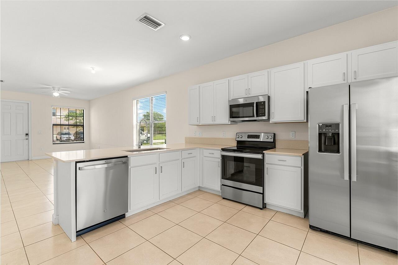 VERONA TRACE SUB & THE VILLAS AT VERONA TRACE - Residential