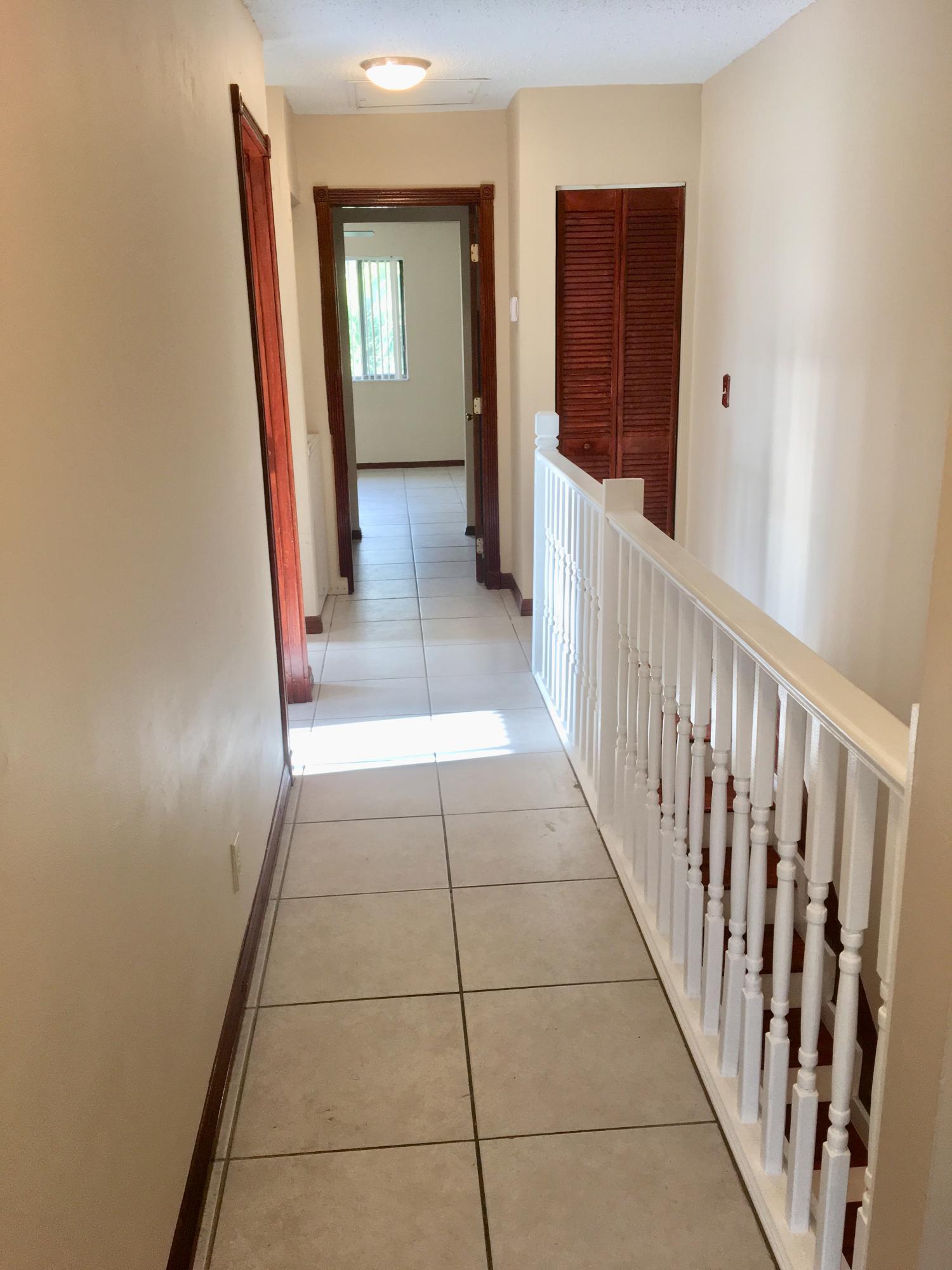 ROYAL VILLAGE TOWNHOUSES CONDO - Residential Lease