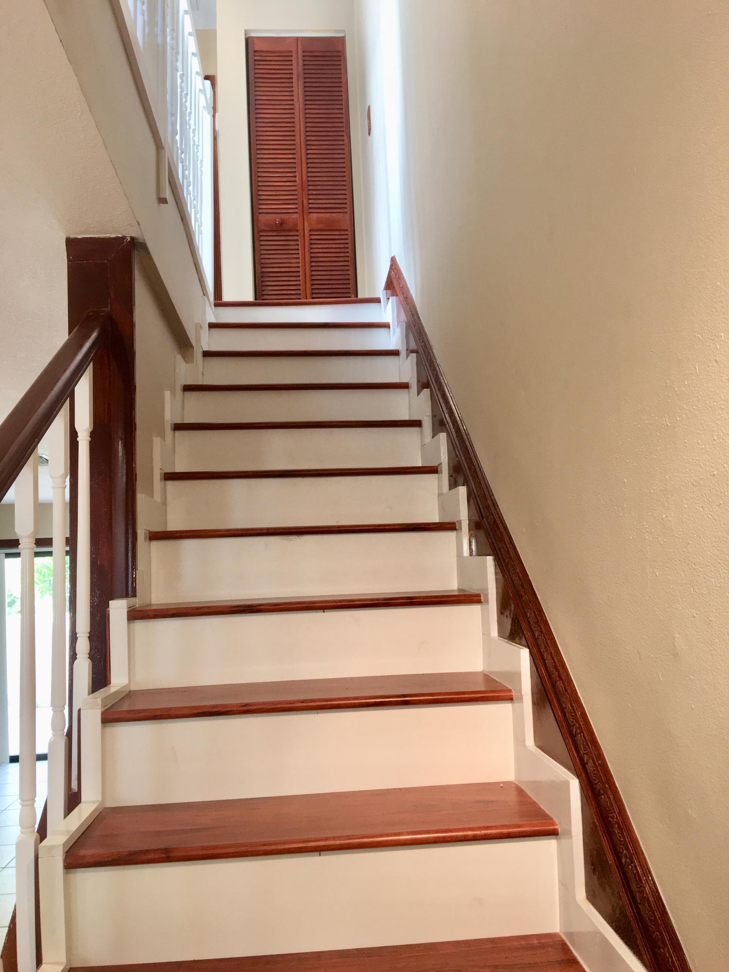 ROYAL VILLAGE TOWNHOUSES CONDO - Residential Lease