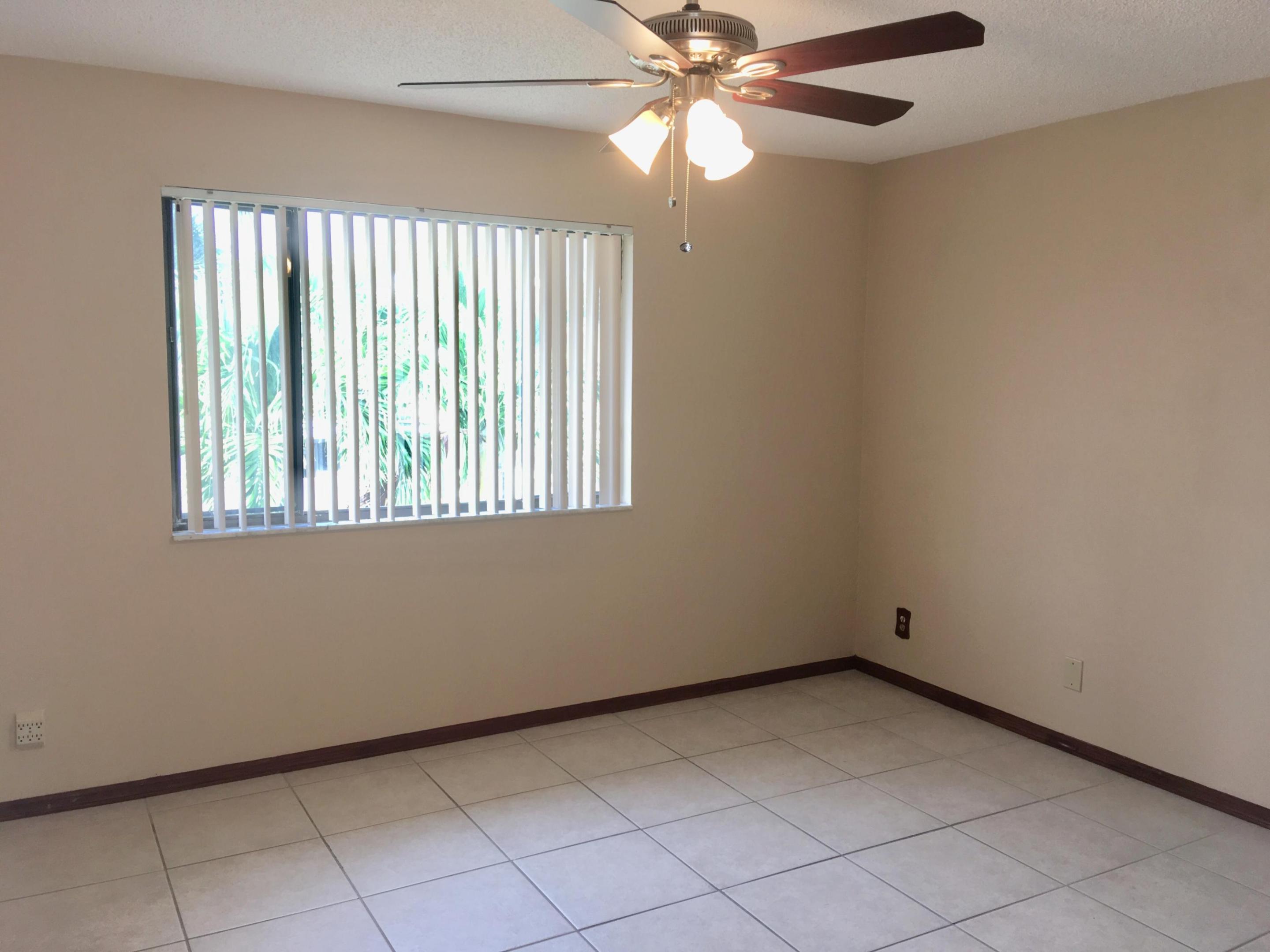 ROYAL VILLAGE TOWNHOUSES CONDO - Residential Lease