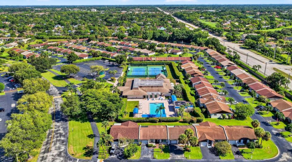 KINGS POINT 2 - Residential