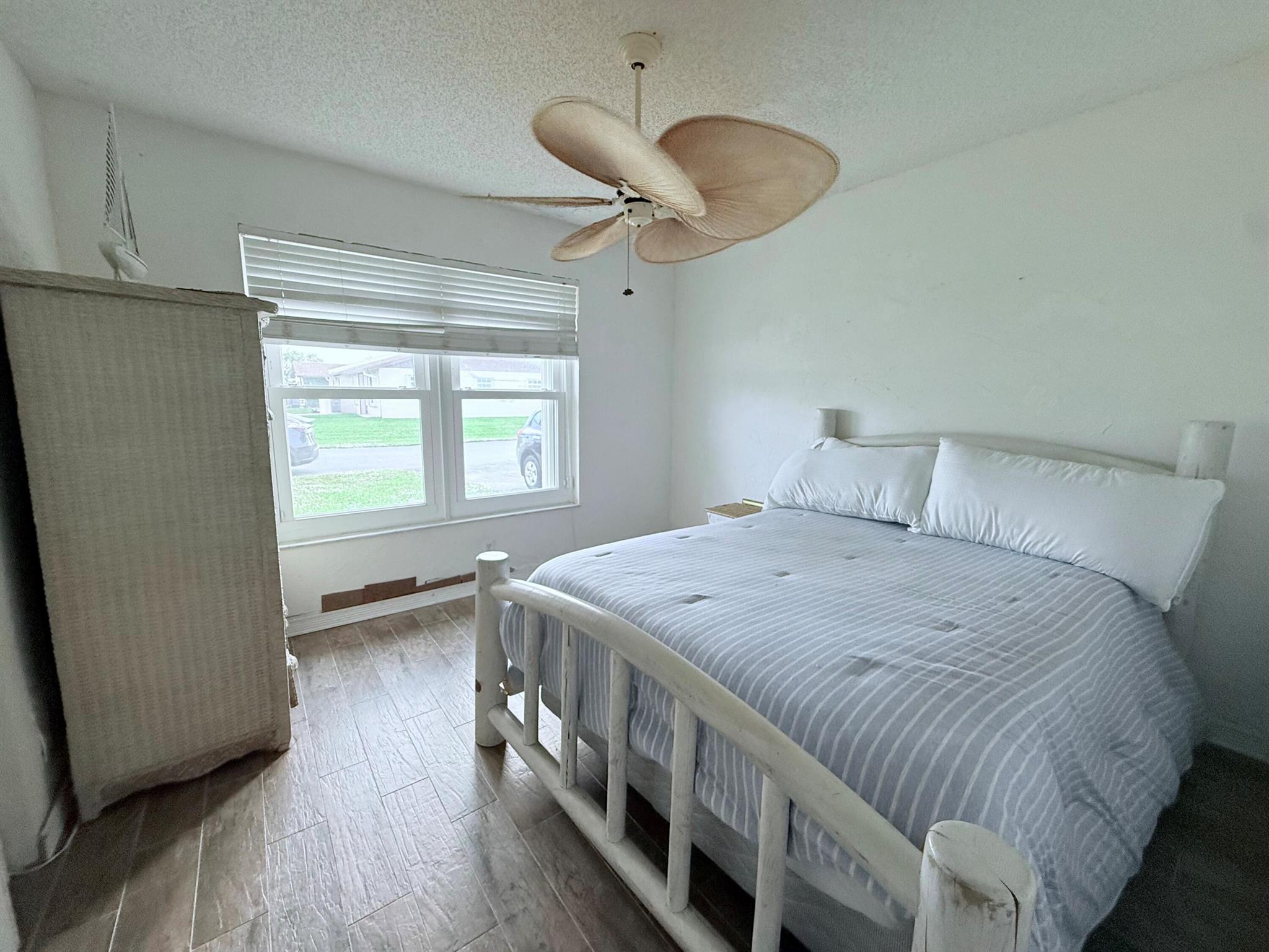 KINGS POINT 2 - Residential