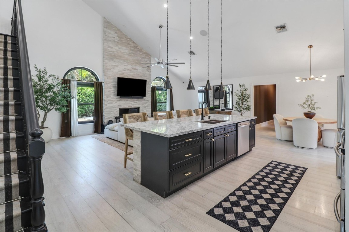 Pine Ridge 112-37 B - Residential