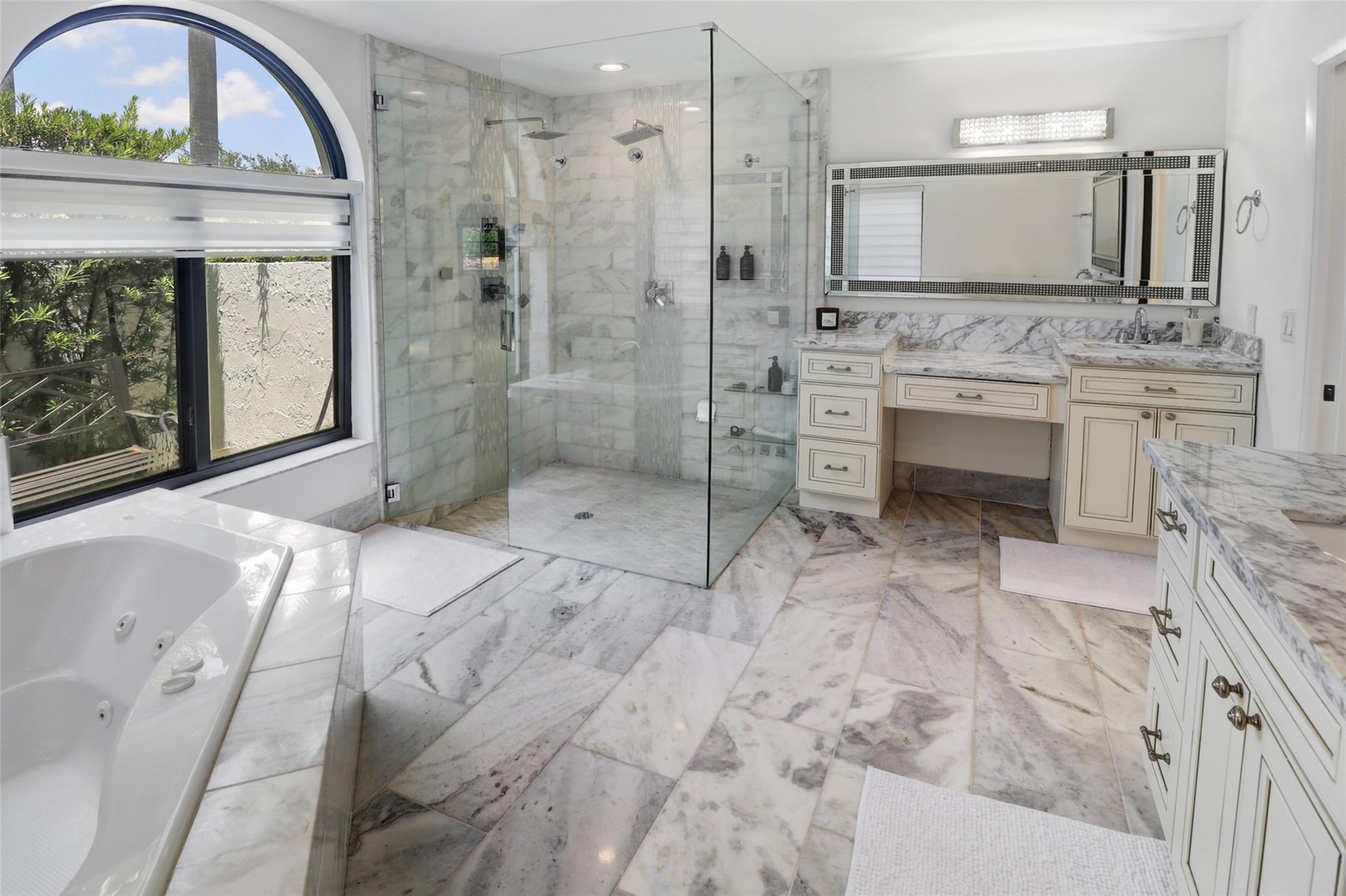 Pine Ridge 112-37 B - Residential