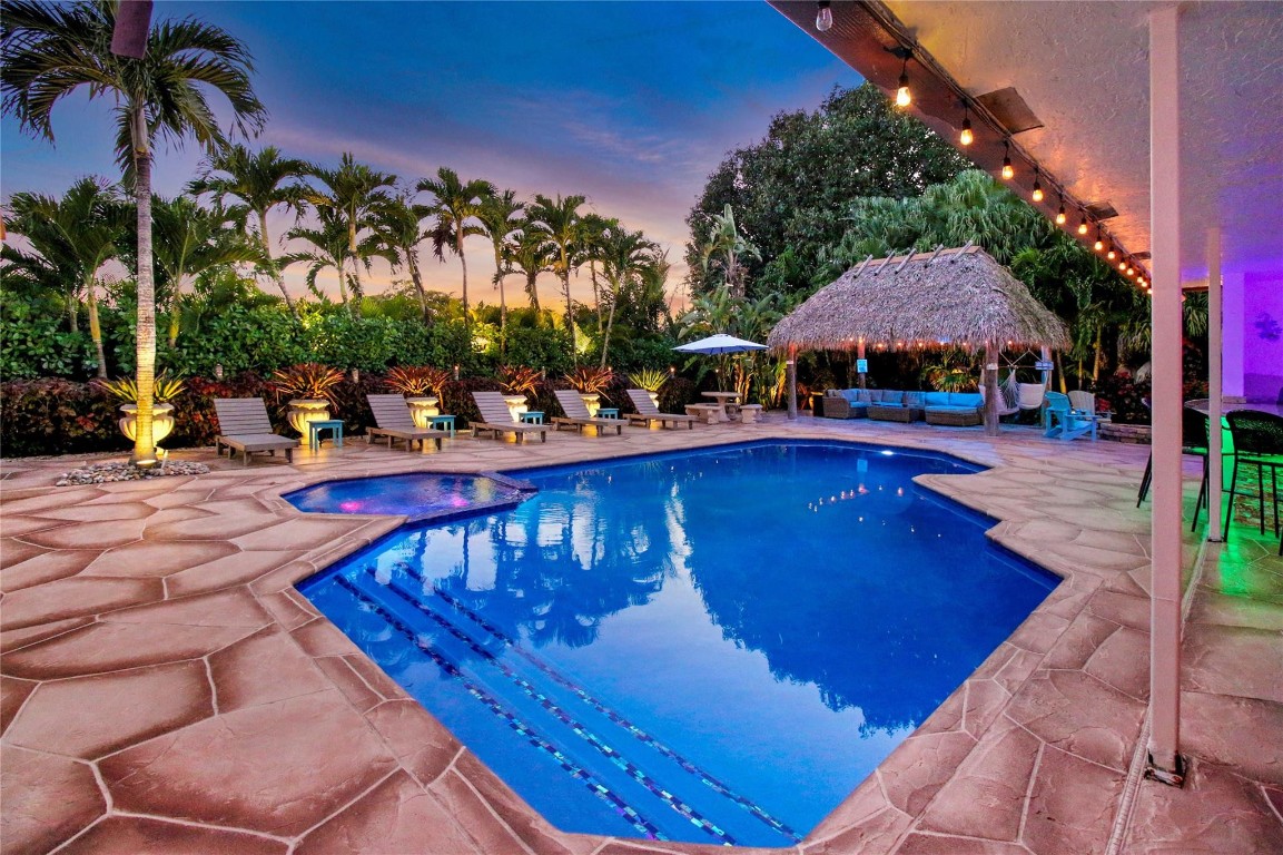 Pine Ridge 112-37 B - Residential