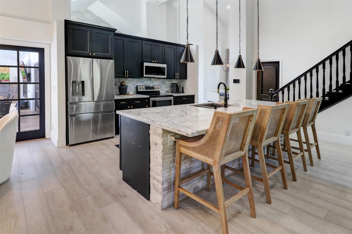 Pine Ridge 112-37 B - Residential