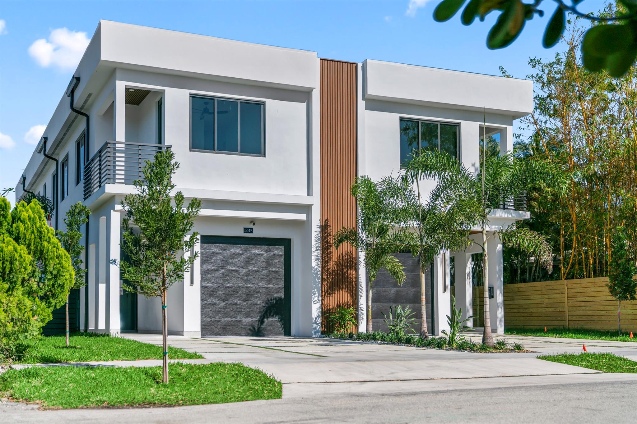 This stunning newly-built townhome in the up and coming area of Fort Lauderdale. It offers a perfect blend of luxury, comfort and design. The home features an immaculate pool and is designed with sleek, contemporary architecture that radiates sophistication. This smart home boasts bright spacious rooms, natural light, and designer details finishes throughout. Located just minutes from the city's best attractions, dining, beach and amenities making it the perfect retreat in the heart of South Florida.