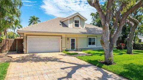 2333 SE 12 ST Pompano Beach FL 33062