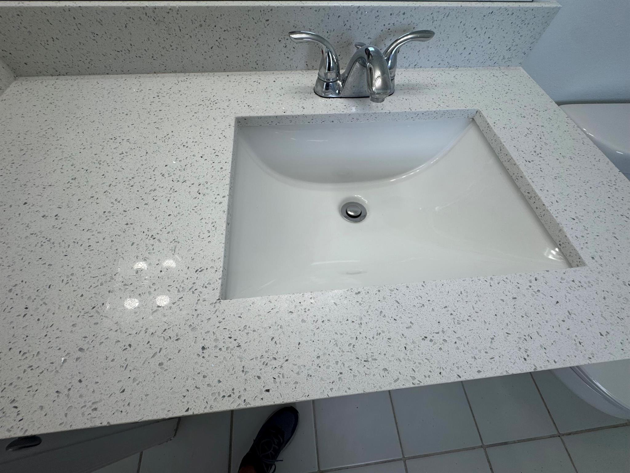 FOREST PARK CONDO - Residential Lease