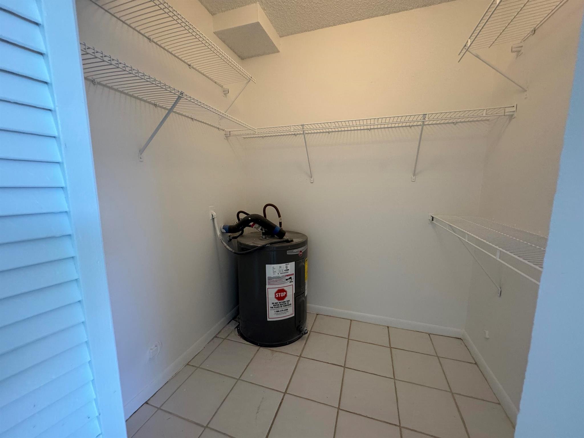 FOREST PARK CONDO - Residential Lease