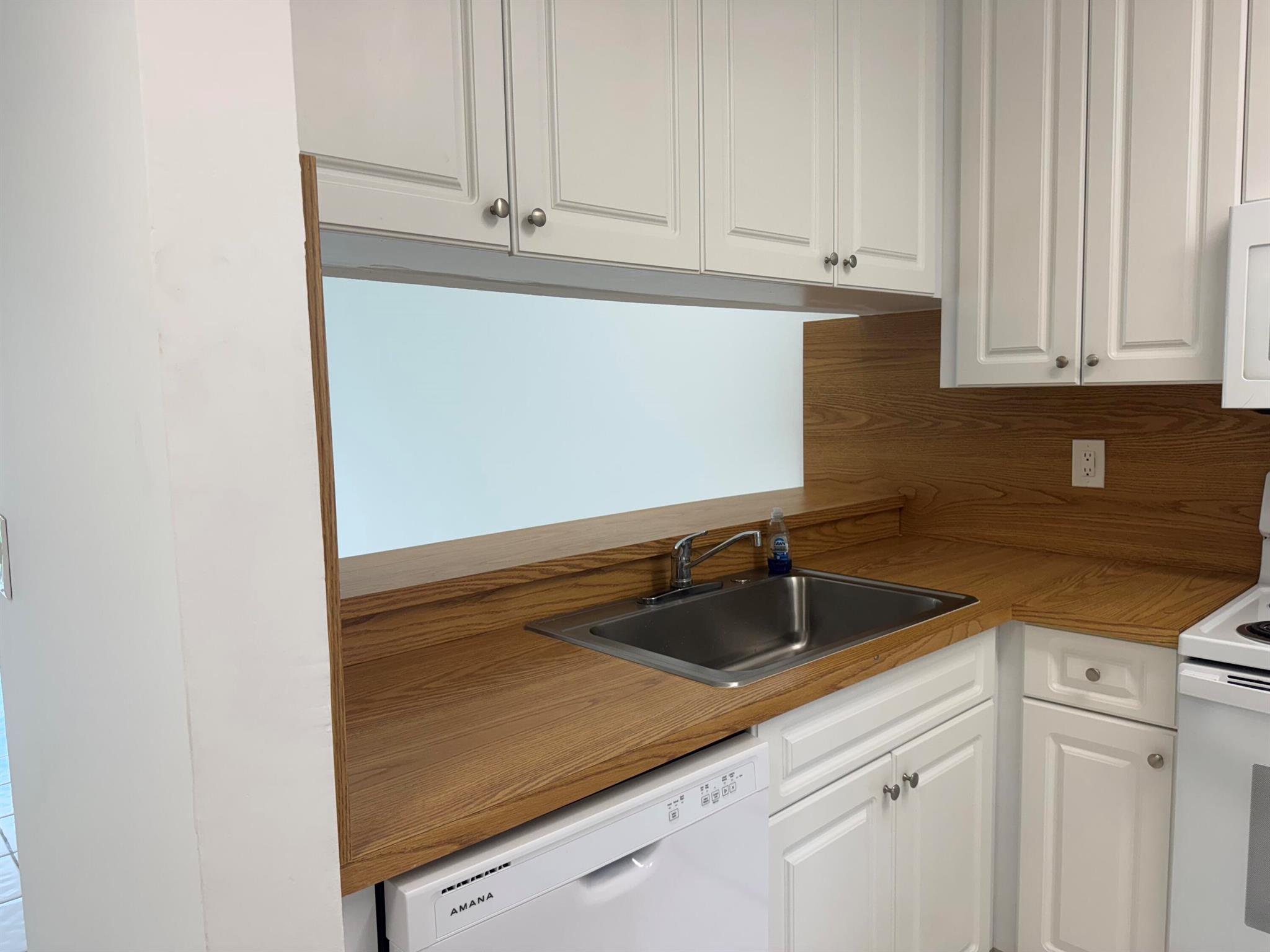 FOREST PARK CONDO - Residential Lease