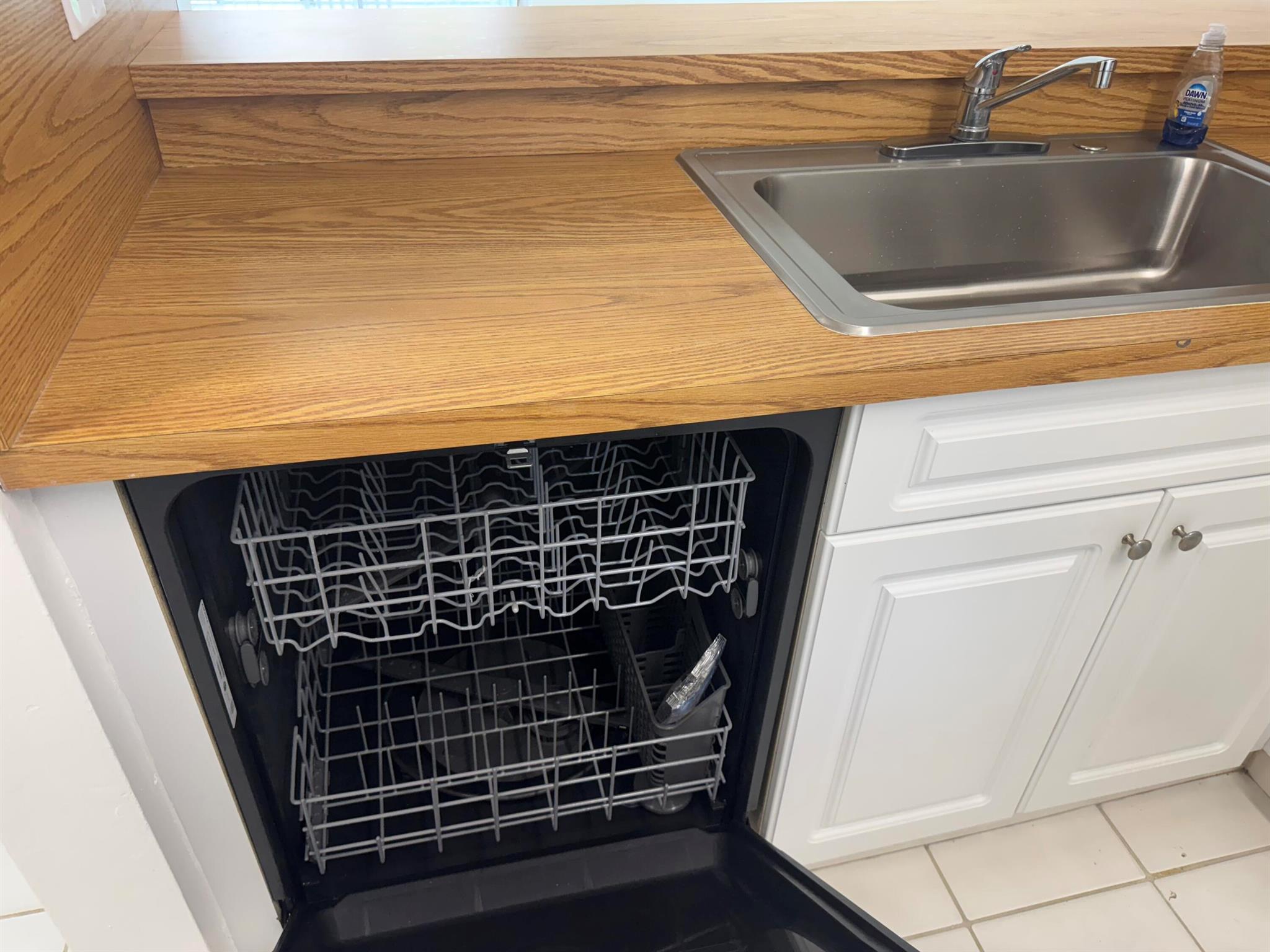 FOREST PARK CONDO - Residential Lease