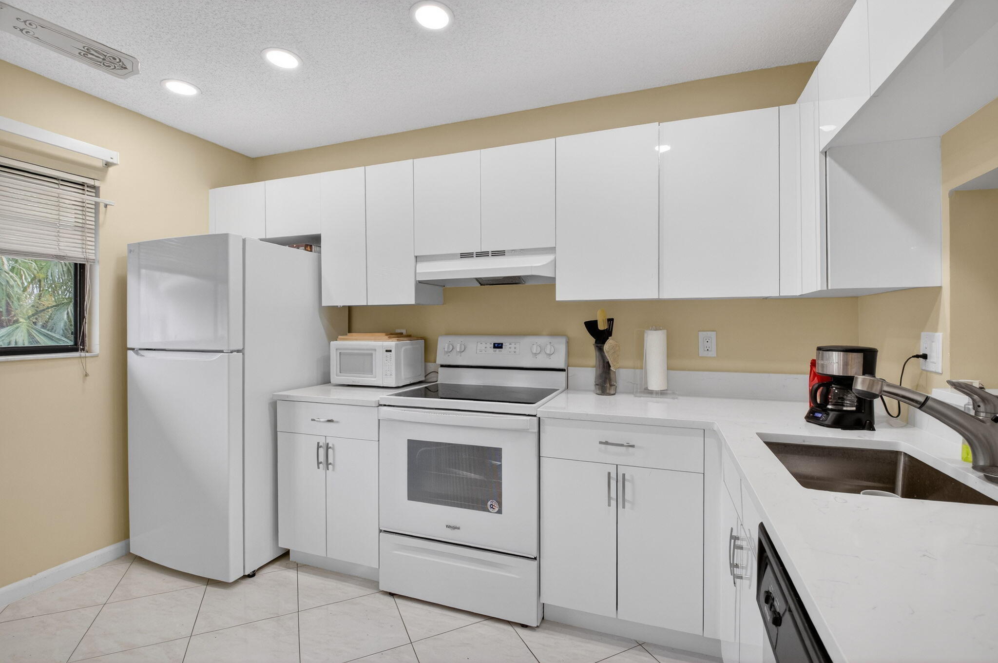 PEMBRIDGE A THRU I - Residential