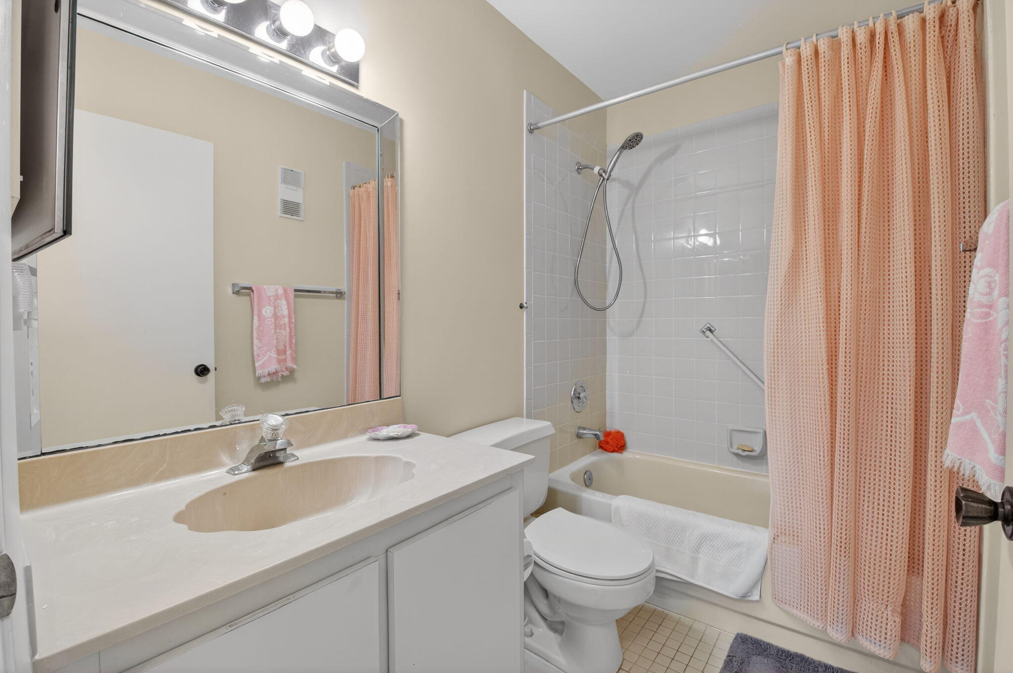 PEMBRIDGE A THRU I - Residential