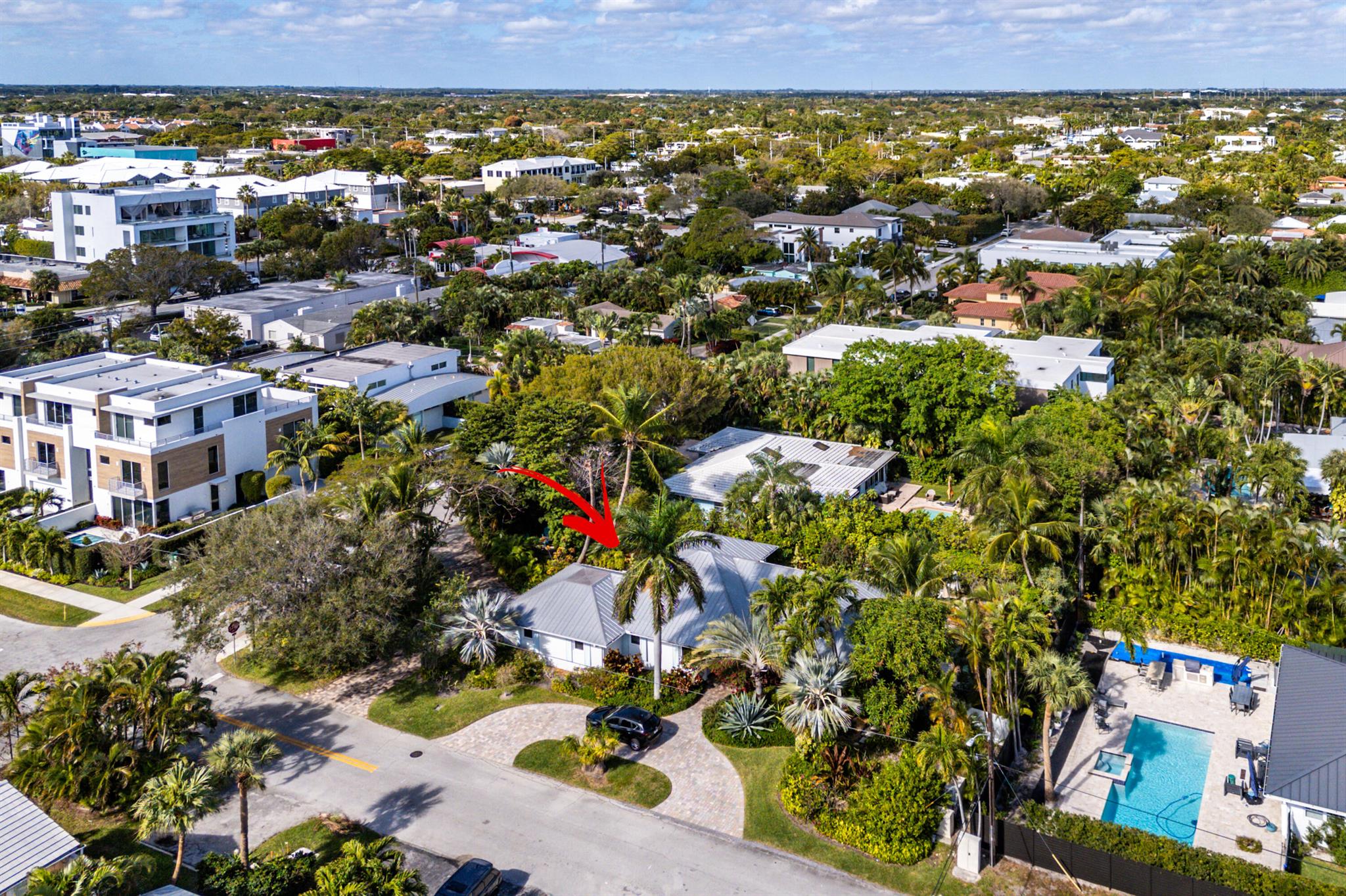 Excellent home that has been tastefully updated. The lot allows for 3 residential units to be constructed. Home is currently being leased throughout the year.