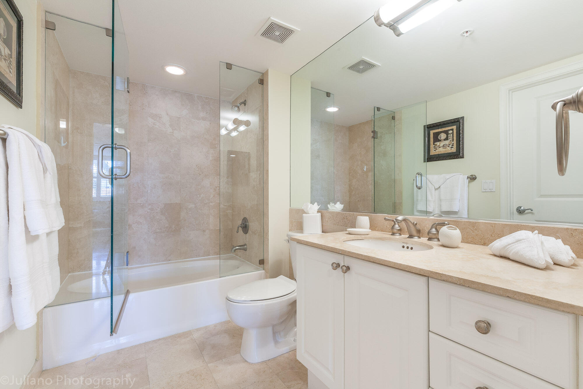 PALMETTO PLACE CONDO - Residential Lease