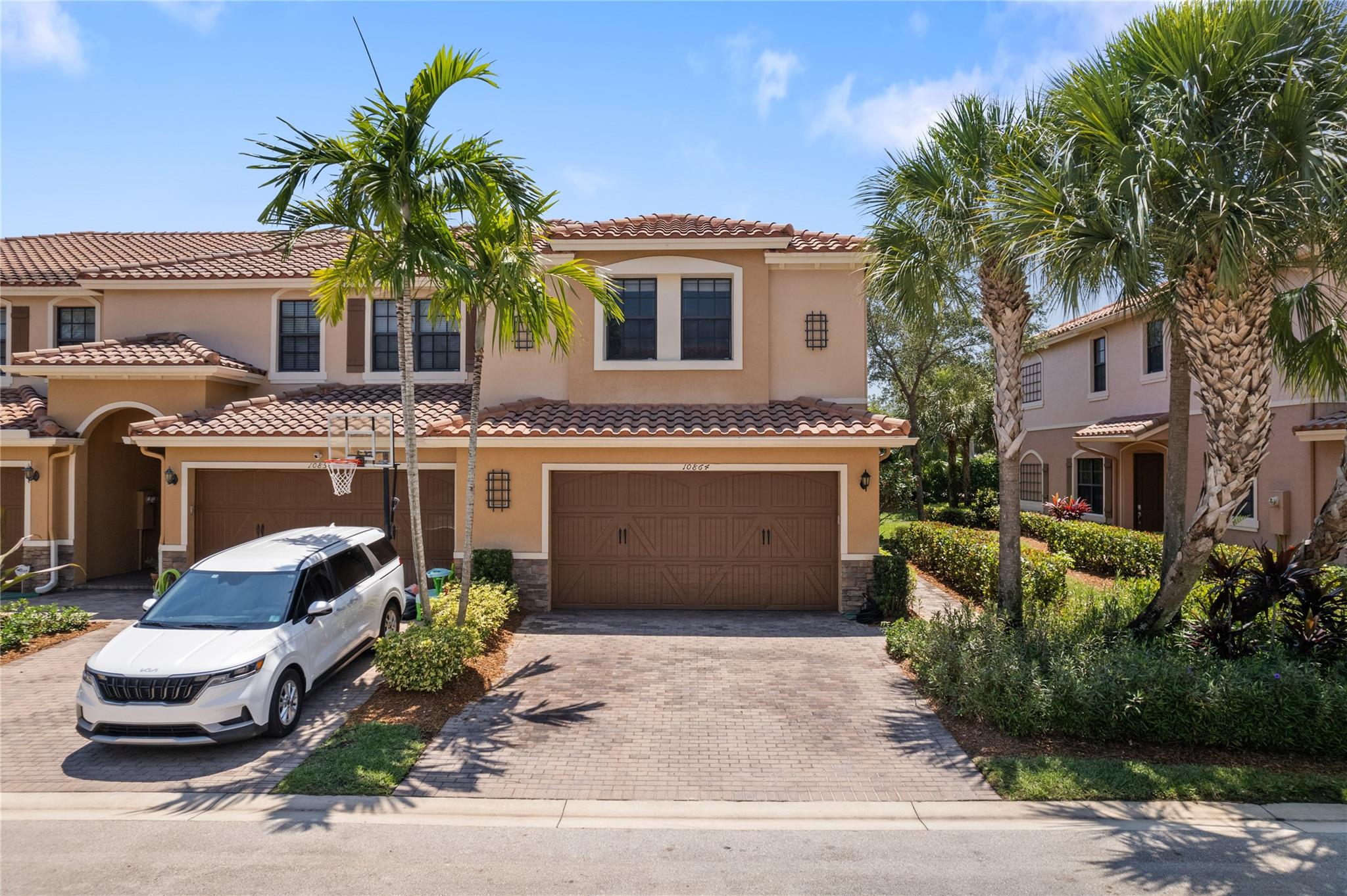 10864 NW 72nd Pl