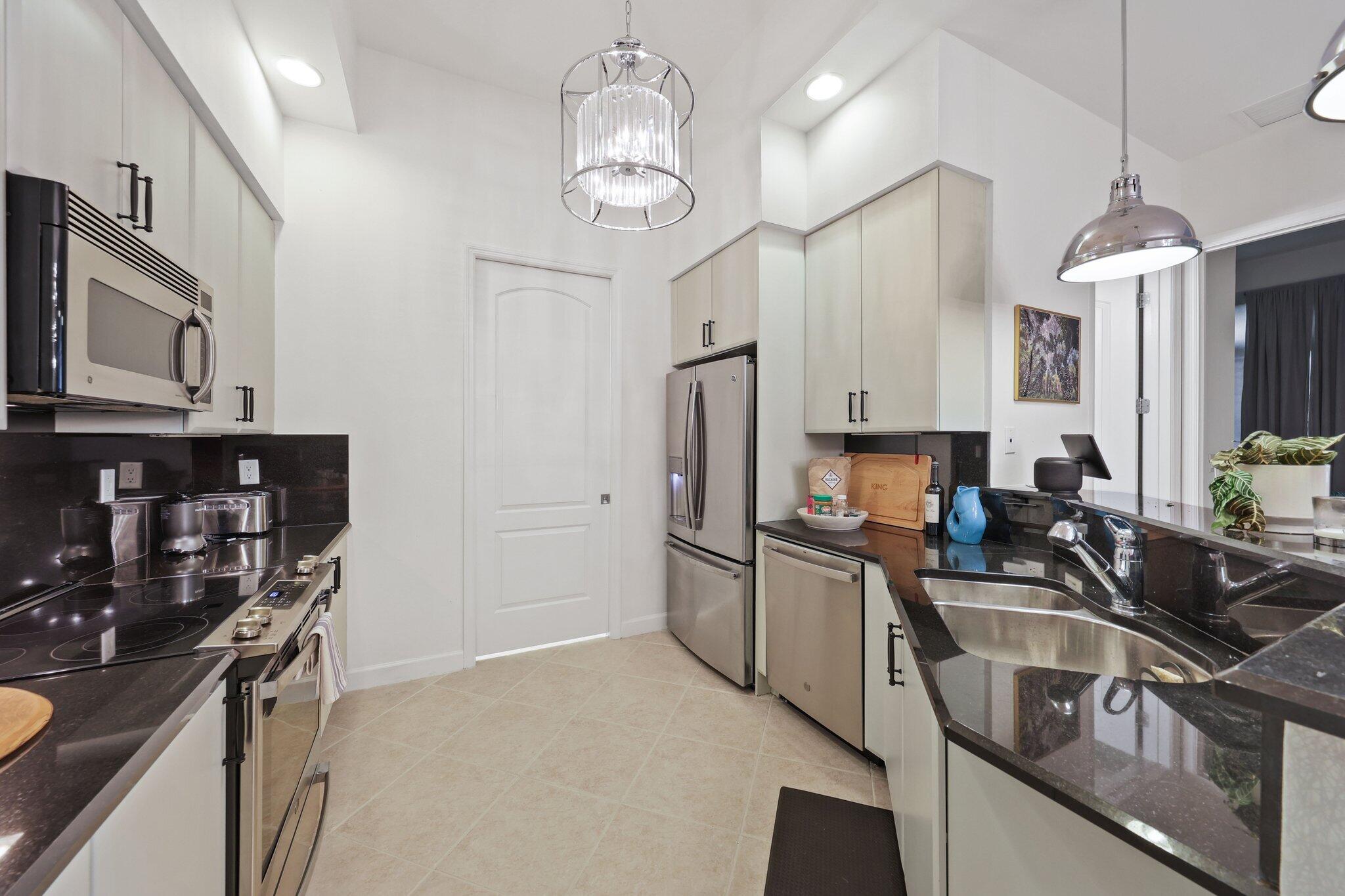801 S OLIVE Avenue 1621