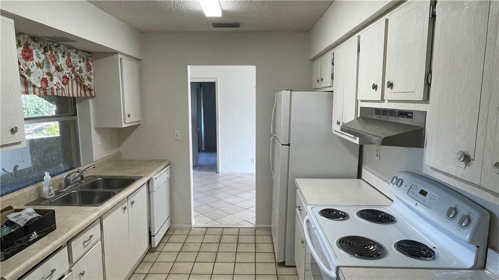 Westwood Commy 4-A 78-42 - Residential